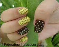 /album/galeria-de-fotos-135-unhas-decoradas-amarelas/unhas-decoradas-amarelas-7-png/